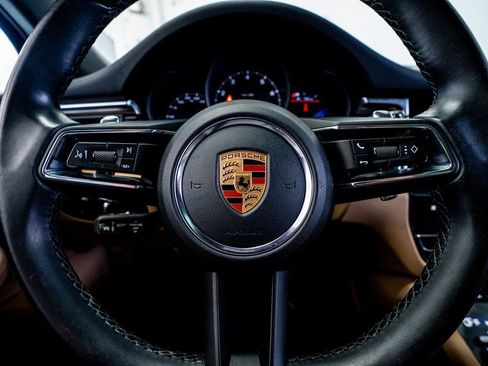 Used 2023 Porsche Macan image 36