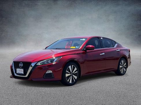 Used 2022 Nissan Altima 2.5 SV FWD image 5