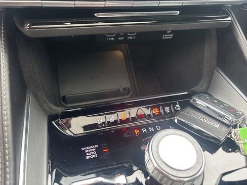 Used 2023 Jeep Wagoneer Series II image 10