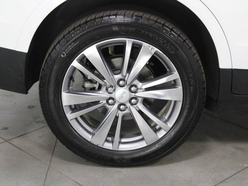 Used 2024 Cadillac XT5 Premium Luxury image 13