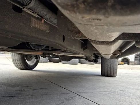 Used 2020 Cadillac Escalade ESV Luxury image 16