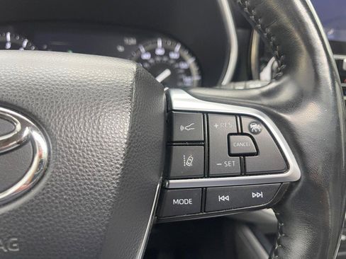 Used 2021 Toyota Highlander Platinum image 31