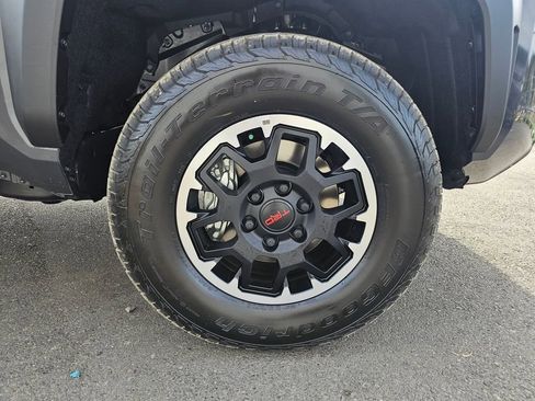 New 2026 Toyota Tacoma TRD Off-Road AWD/4WD image 9