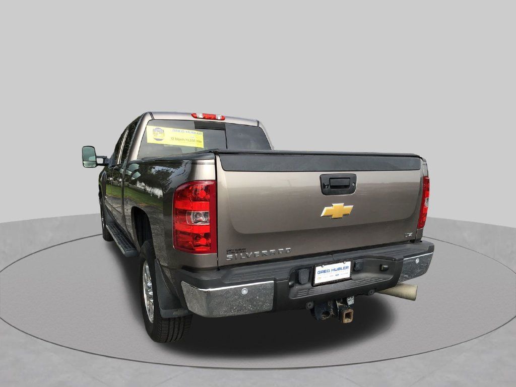 Used 2014 Chevrolet Silverado 3500 LTZ w/ LTZ Plus Package AWD/4WD image 10