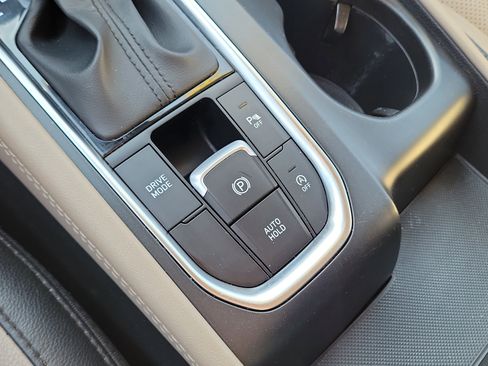 Used 2020 Hyundai Santa Fe SEL FWD image 39
