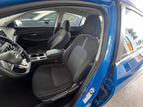 Used 2025 Nissan Sentra SV FWD image 34