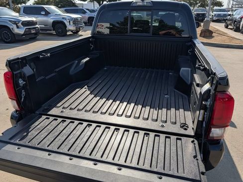 Used 2023 Toyota Tacoma SR AWD/4WD image 26
