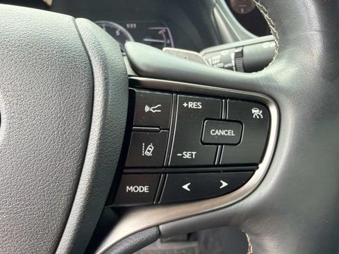 Used 2019 Lexus ES 350 w/ Premium Package FWD image 26