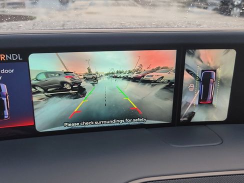 Used 2025 Lincoln Nautilus Reserve image 24