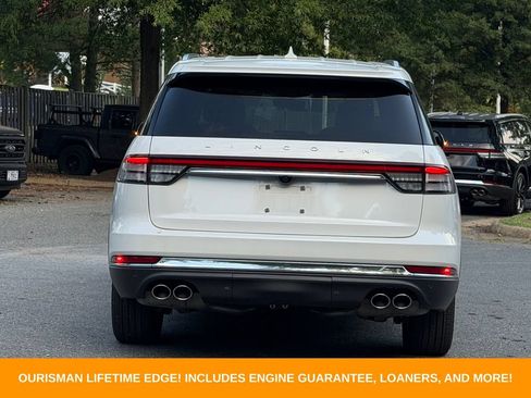 Used 2023 Lincoln Aviator AWD w/ Premium Package image 7
