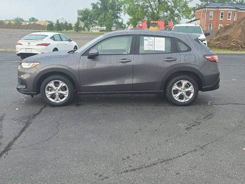 Certified 2024 Honda HR-V LX image 4