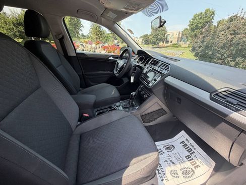 Used 2018 Volkswagen Tiguan S AWD/4WD image 8