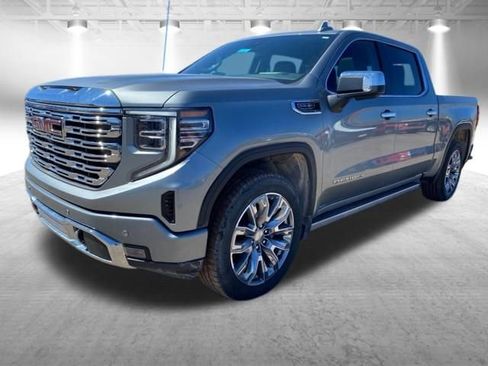 Used 2024 GMC Sierra 1500 Denali w/ Denali Reserve Package AWD/4WD image 13