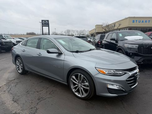 Used 2024 Chevrolet Malibu LT image 1