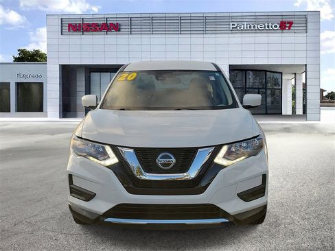 Certified 2020 Nissan Rogue S image 2