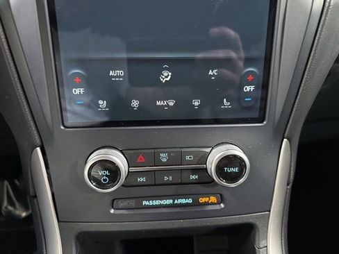 Used 2023 Ford Edge SEL w/ Convenience Package AWD/4WD image 21