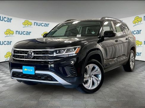 Used 2023 Volkswagen Atlas SE w/ Panoramic Sunroof Package AWD/4WD image 3