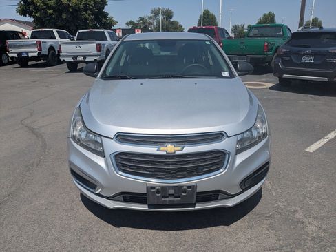 Used 2016 Chevrolet Cruze LS FWD image 12