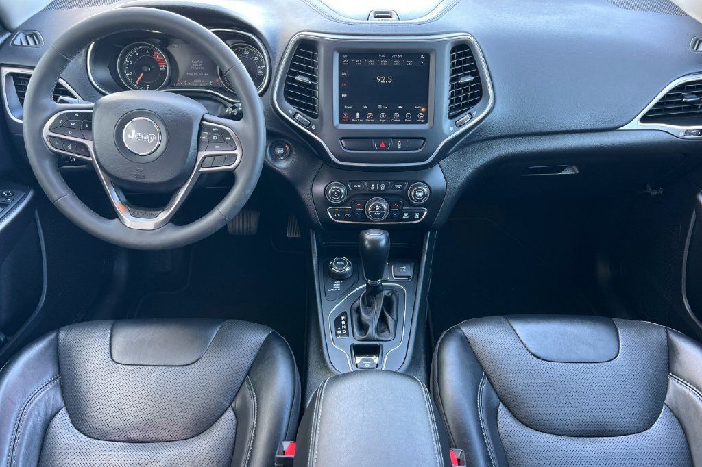 Used 2022 Jeep Cherokee Latitude Lux AWD/4WD image 16