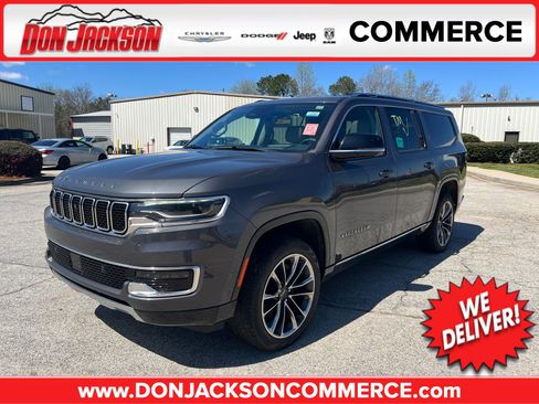 Used 2024 Jeep Wagoneer L Series III w/ Premium Group I image 1