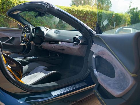 Used 2025 Ferrari 296 GTS image 27