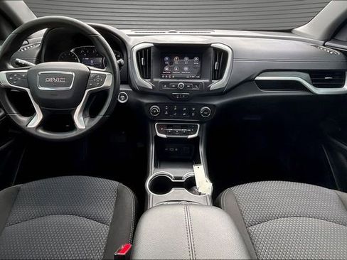 Used 2024 GMC Terrain SLE AWD/4WD image 7