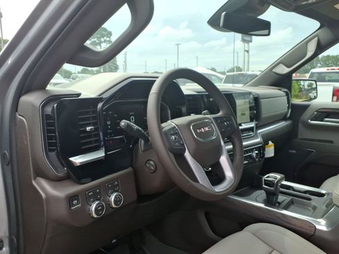New 2026 GMC Sierra 1500 SLT w/ SLT Premium Plus Package AWD/4WD image 7