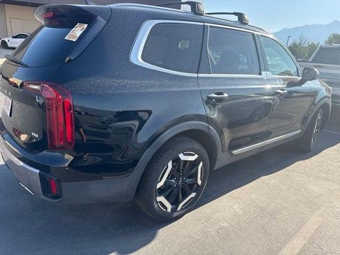 Used 2025 Kia Telluride S AWD/4WD image 3