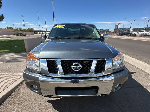 Used 2013 Nissan Titan SL AWD/4WD image 8
