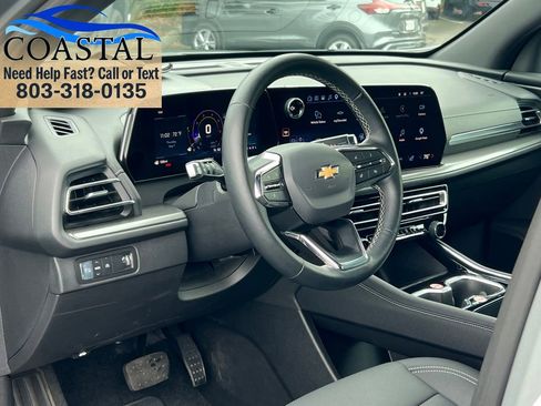 Used 2026 Chevrolet Traverse LT FWD image 10