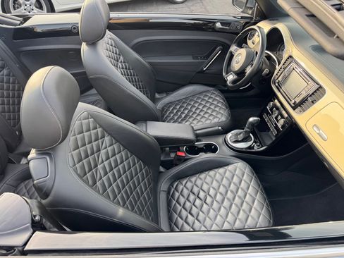 Used 2019 Volkswagen Beetle 2.0T Final Edition SEL image 10