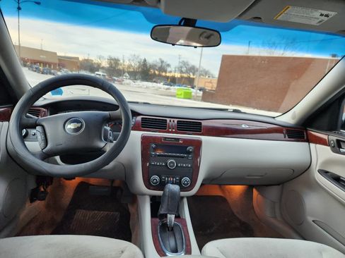 Used 2008 Chevrolet Impala LT image 17