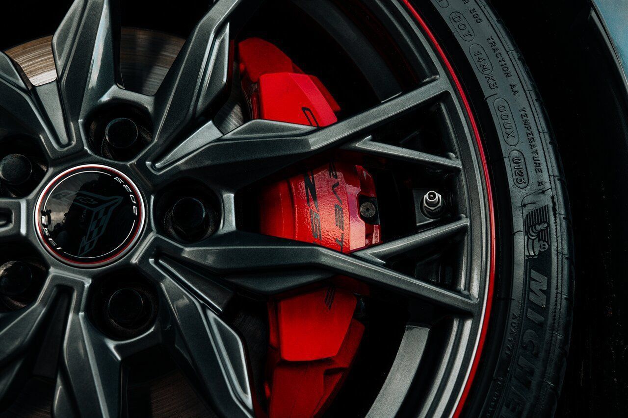 Used 2023 Chevrolet Corvette Stingray Premium Cpe w/ Z51 Performance Package RWD image 13