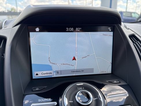 Used 2019 Ford Escape Titanium AWD/4WD image 6