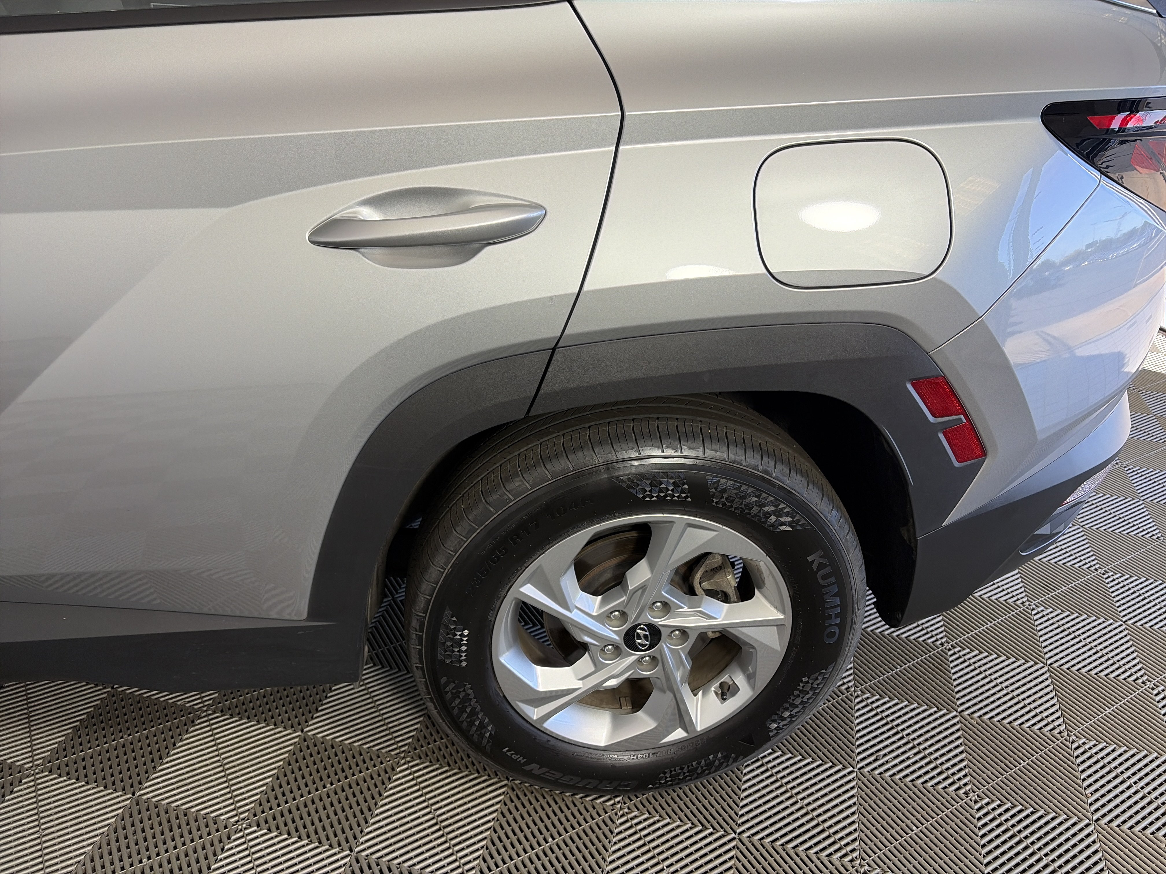 Certified 2024 Hyundai Tucson SE FWD image 14