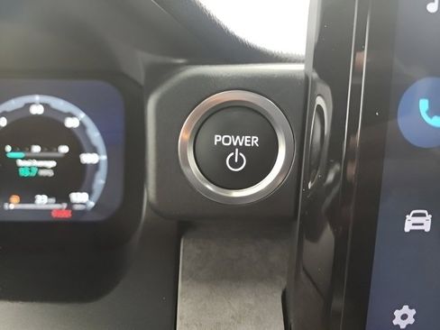 Used 2025 Toyota 4Runner Trailhunter image 37