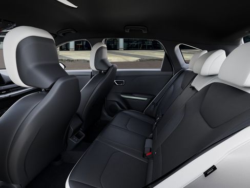 New 2026 Kia K4 GT-Line image 19