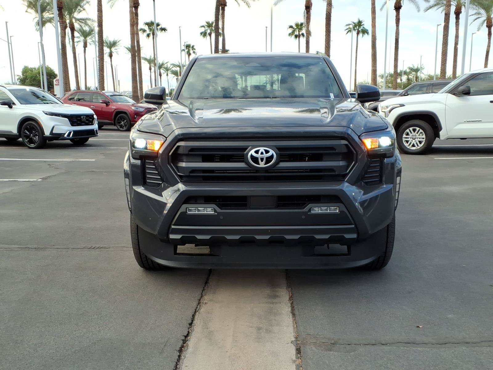 Certified 2025 Toyota Tacoma SR5 AWD/4WD image 2