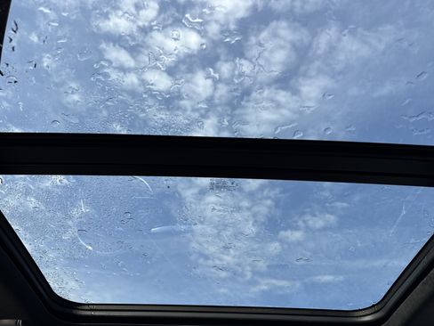 Used 2026 Cadillac Escalade Platinum Sport w/ LPO, ONYX Package image 28