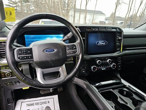 Used 2024 Ford F250 Lariat image 2