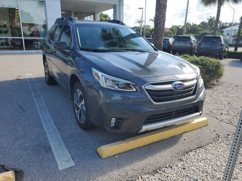 Used 2020 Subaru Outback Limited AWD/4WD image 3