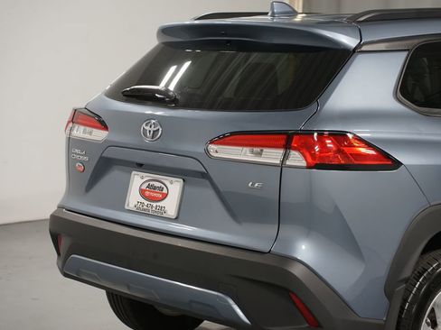 Certified 2024 Toyota Corolla Cross LE image 9