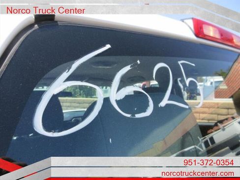 Used 2016 Toyota Tundra SR w/ Tow Package image 23