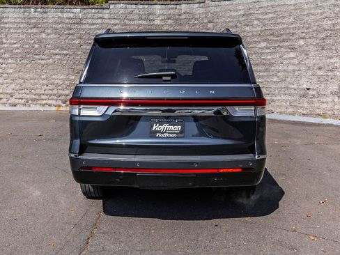 Used 2022 Lincoln Navigator Reserve image 7