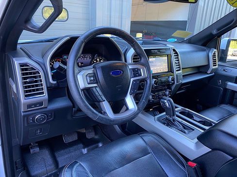 Used 2016 Ford F150 Lariat w/ Equipment Group 502A Luxury AWD/4WD image 26