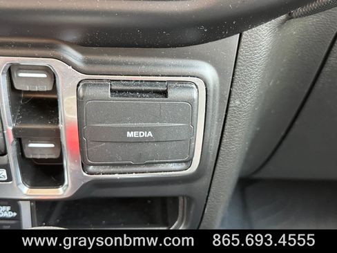 Used 2023 Jeep Gladiator Rubicon w/ Trailer Tow Package AWD/4WD image 29