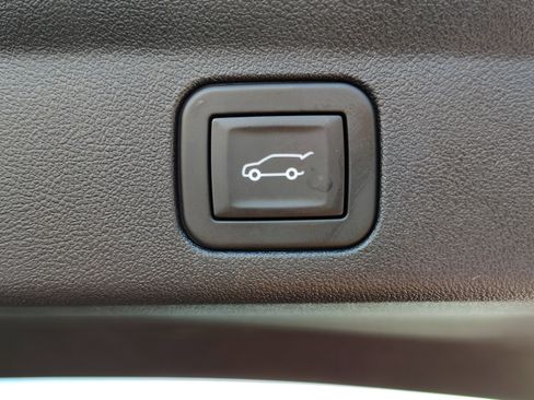 New 2025 Cadillac Escalade IQ Luxury 1 image 40