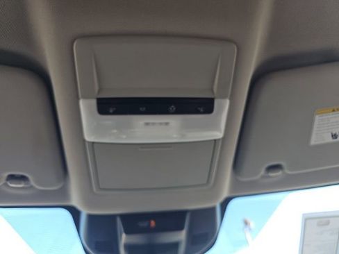 Used 2022 Nissan Rogue S image 23