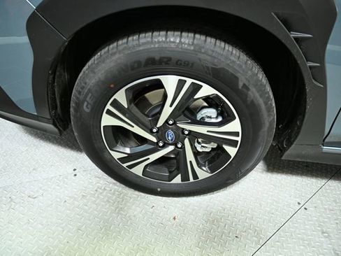 Used 2025 Subaru Crosstrek 2.0i Premium w/ Crosstrek Mirror Package image 18