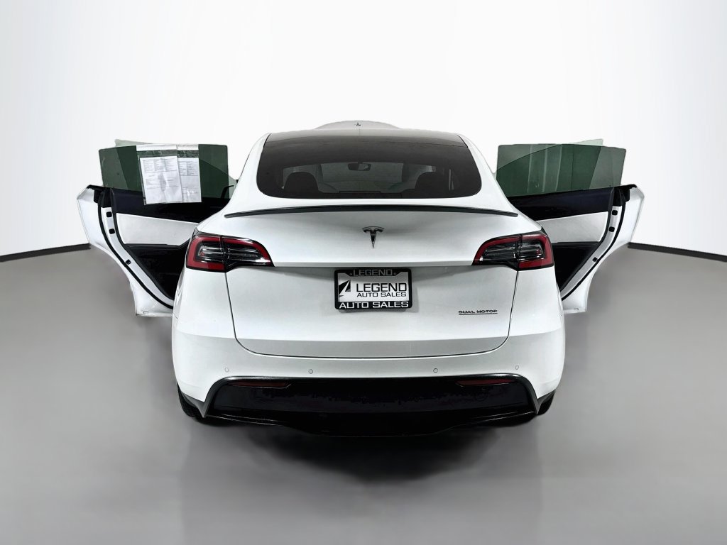 Used 2022 Tesla Model Y Performance AWD/4WD image 29